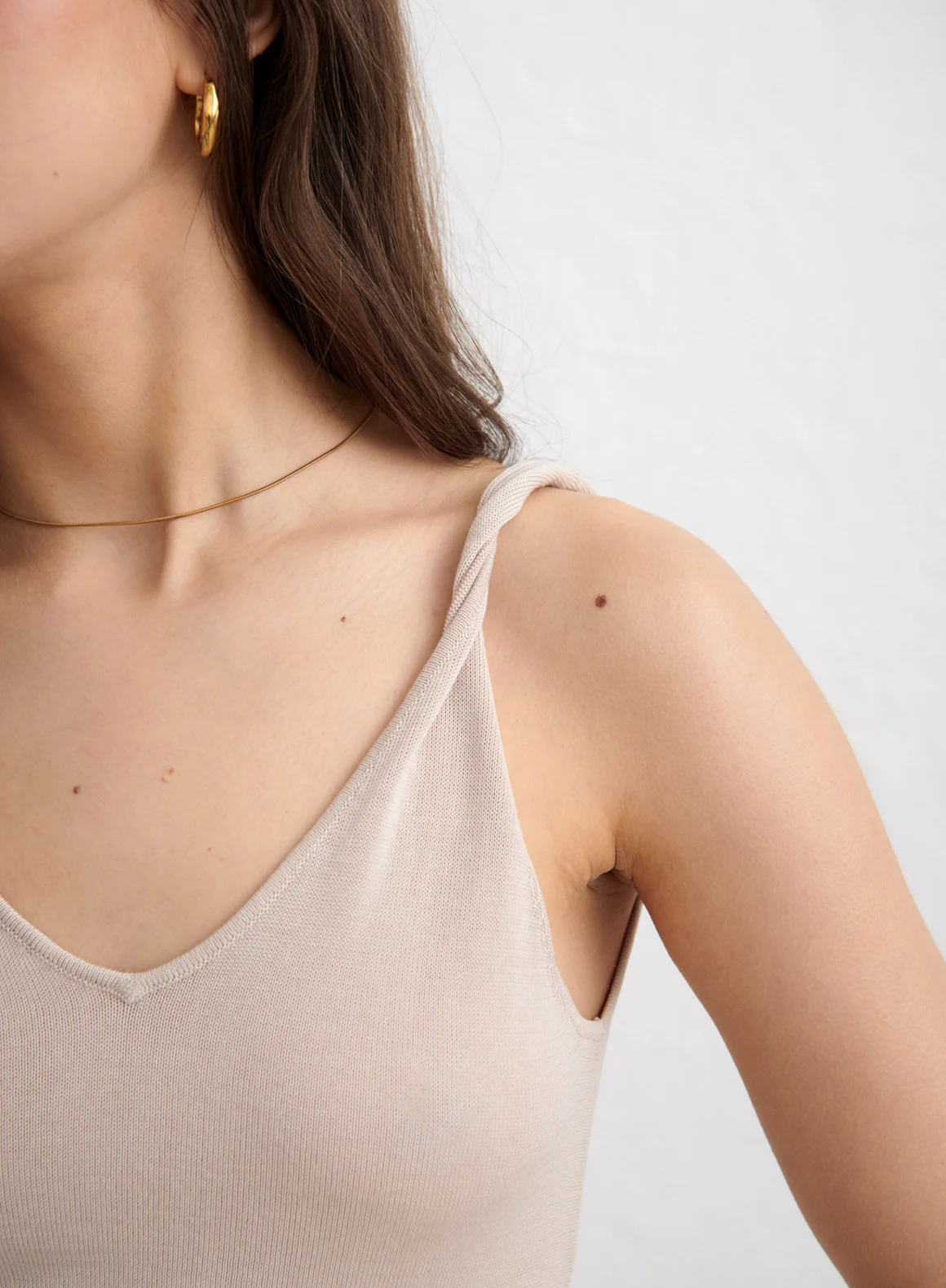 Sand Silk Knit Singlet - Image 5